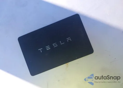 2023 Tesla Model Y Awd/Long Range Dual Motor All-Wheel Drive from USA, damaged, VIN 7SAYGDEE5PF914785